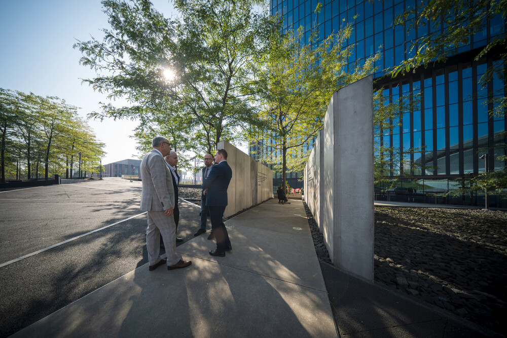 Uroczystość pod pomnikiem Henryka Sławika i Józsefa Antalla w Katowicach – 18 września 2024. Fot.: IPN K. Łojko