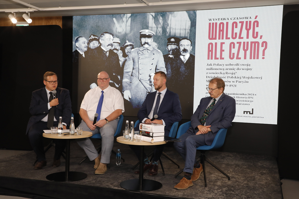 Wystawa pt. Walczyć, ale czym? Jak Polacy uzbroili swoją milionową armię do wojny z sowiecką Rosją? Działalność Polskiej Wojskowej Misji Zakupów w Paryżu w latach 1919-1921. Fot. Piotr Życieński/IPN