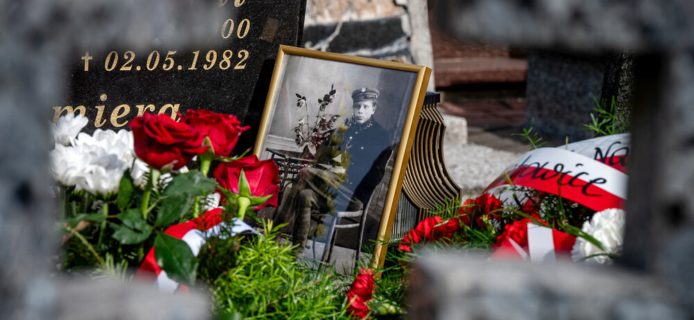 Uroczystość oznaczenia grobu powstańca śląskiego Michała Krawczyka znakiem pamięci „Tobie Polsko” – Bobrek (gmina Chełmek, woj. małopolskie), 26 września 2024. Fot.: IPN K. Łojko