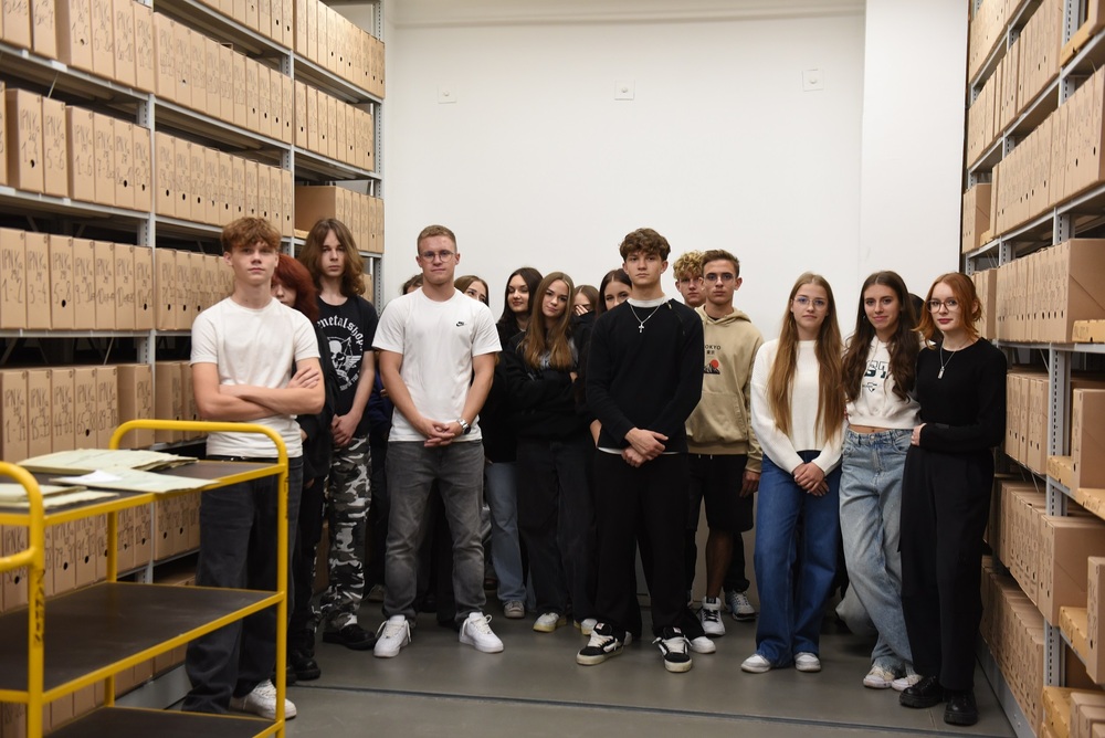 Zajęcia edukacyjne „Co kryją archiwa IPN“. Fot. Monika Kobylańska/IPN