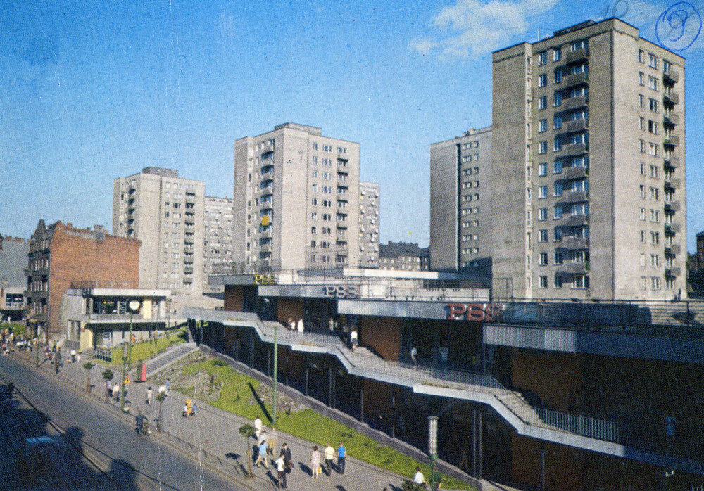 Zabrze, ul. Wolności, 1982 r. (fot. M. Raczkowski, wyd. Krajowa Agencja Wydawnicza; IPN Ka 043/380, t. 2)