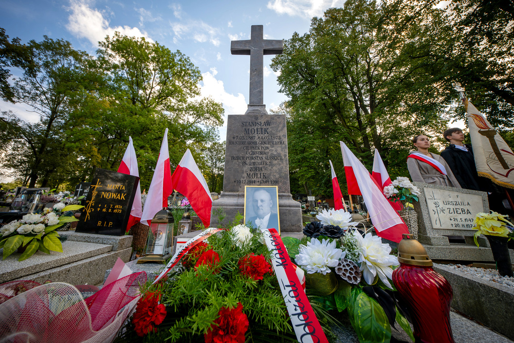 Uroczystość oznaczenia grobu powstańca śląskiego Stanisława Molika znakiem pamięci „Tobie Polsko” – Radzionków, 30 września 2024. Fot.: IPN K. Łojko
