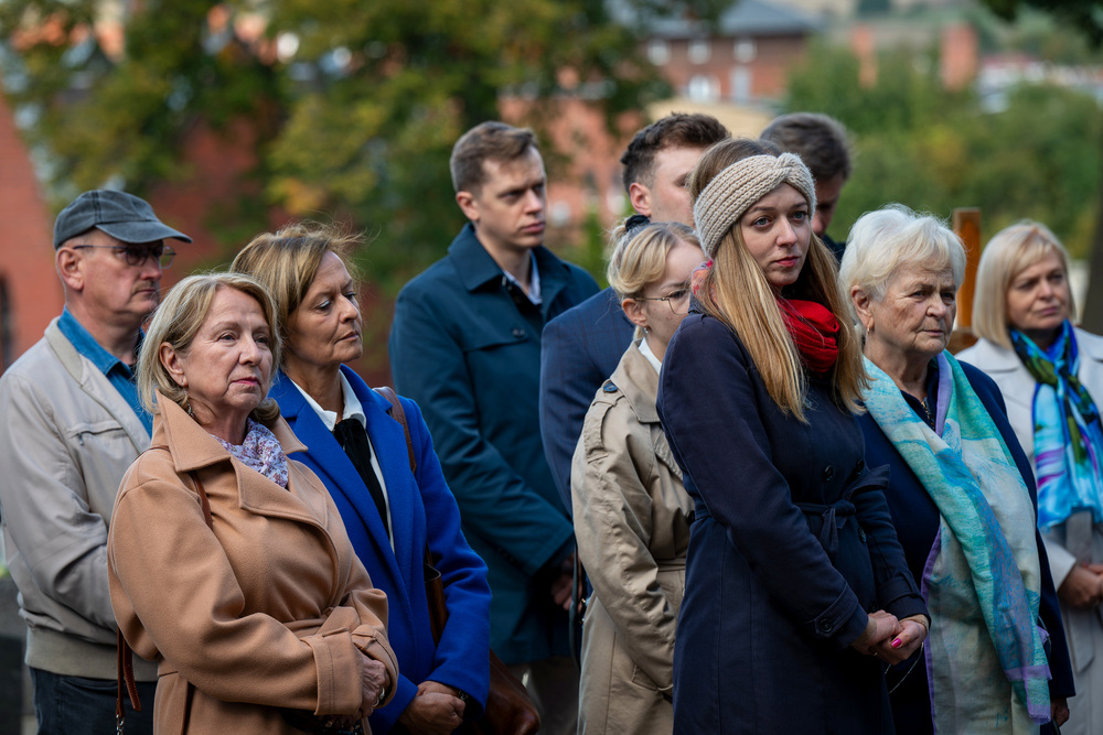 Uroczystość oznaczenia grobu powstańca śląskiego Stanisława Molika znakiem pamięci „Tobie Polsko” – Radzionków, 30 września 2024. Fot.: IPN K. Łojko