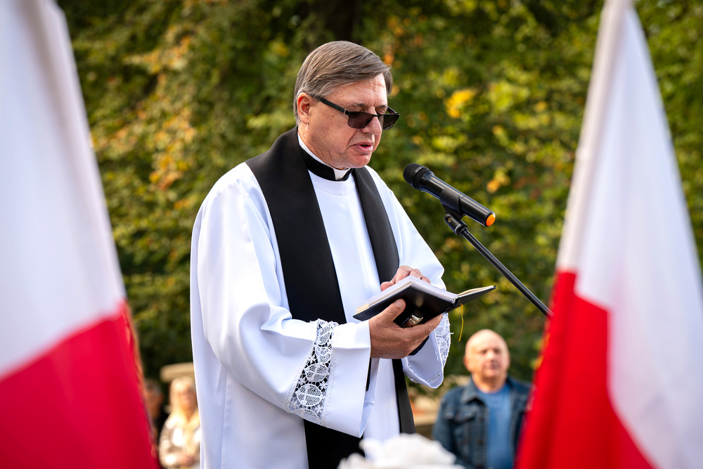Uroczystość oznaczenia grobu powstańca śląskiego Stanisława Molika znakiem pamięci „Tobie Polsko” – Radzionków, 30 września 2024. Fot.: IPN K. Łojko