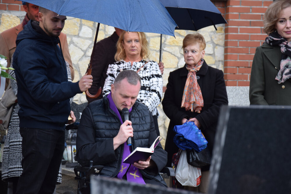 Uroczystość oznaczenia grobu powstańca śląskiego śp. Antoniego Ludygi znakiem pamięci „Tobie Polsko” – Piekary Śląskie, 4 października 2024. Fot.: IPN D. Mikoda