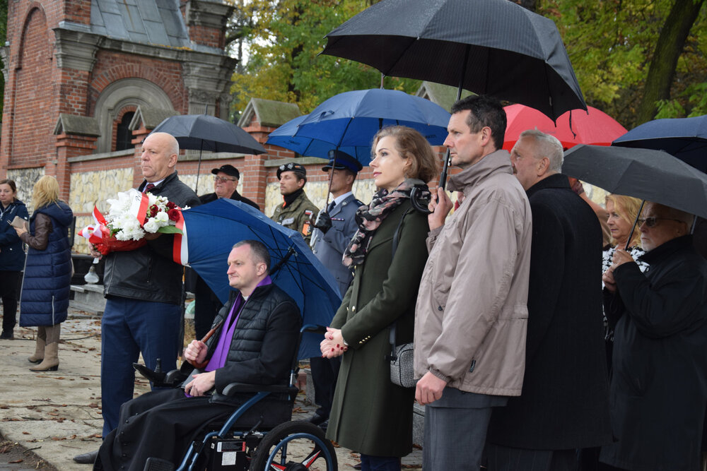 Uroczystość oznaczenia grobu powstańca śląskiego śp. Antoniego Ludygi znakiem pamięci „Tobie Polsko” – Piekary Śląskie, 4 października 2024. Fot.: IPN D. Mikoda