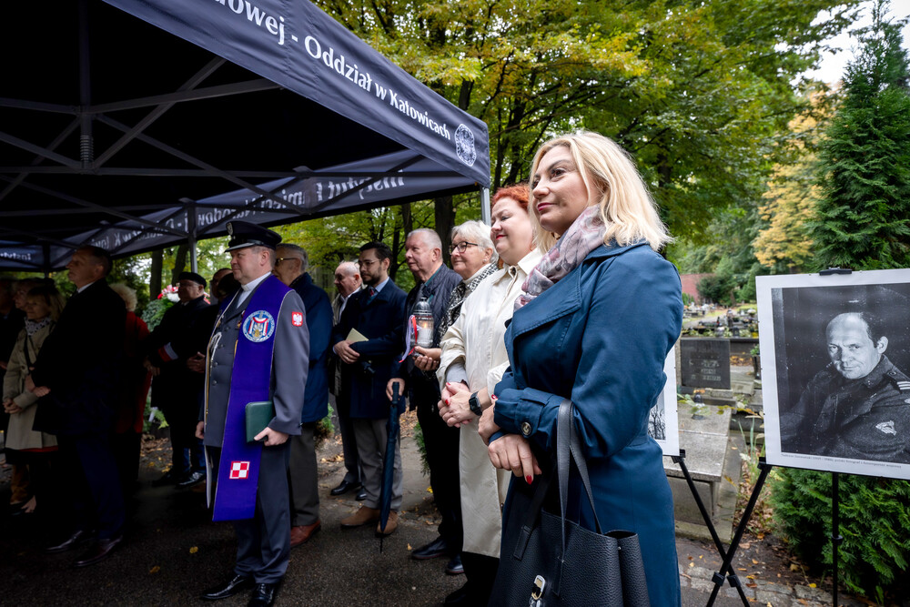 Uroczystość oznaczenia grobu śp. Tadeusza Szumańskiego znakiem pamięci „Grób weterana walk o wolności niepodległość Polski” – Katowice, 9 października 2024. Fot.: IPN K. Łojko
