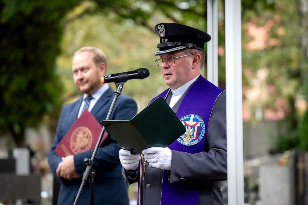 Uroczystość oznaczenia grobu śp. Tadeusza Szumańskiego znakiem pamięci „Grób weterana walk o wolności niepodległość Polski” – Katowice, 9 października 2024. Fot.: IPN K. Łojko