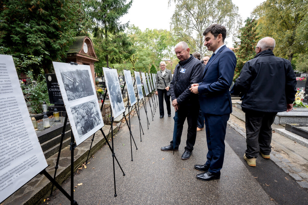Uroczystość oznaczenia grobu śp. Tadeusza Szumańskiego znakiem pamięci „Grób weterana walk o wolności niepodległość Polski” – Katowice, 9 października 2024. Fot.: IPN K. Łojko