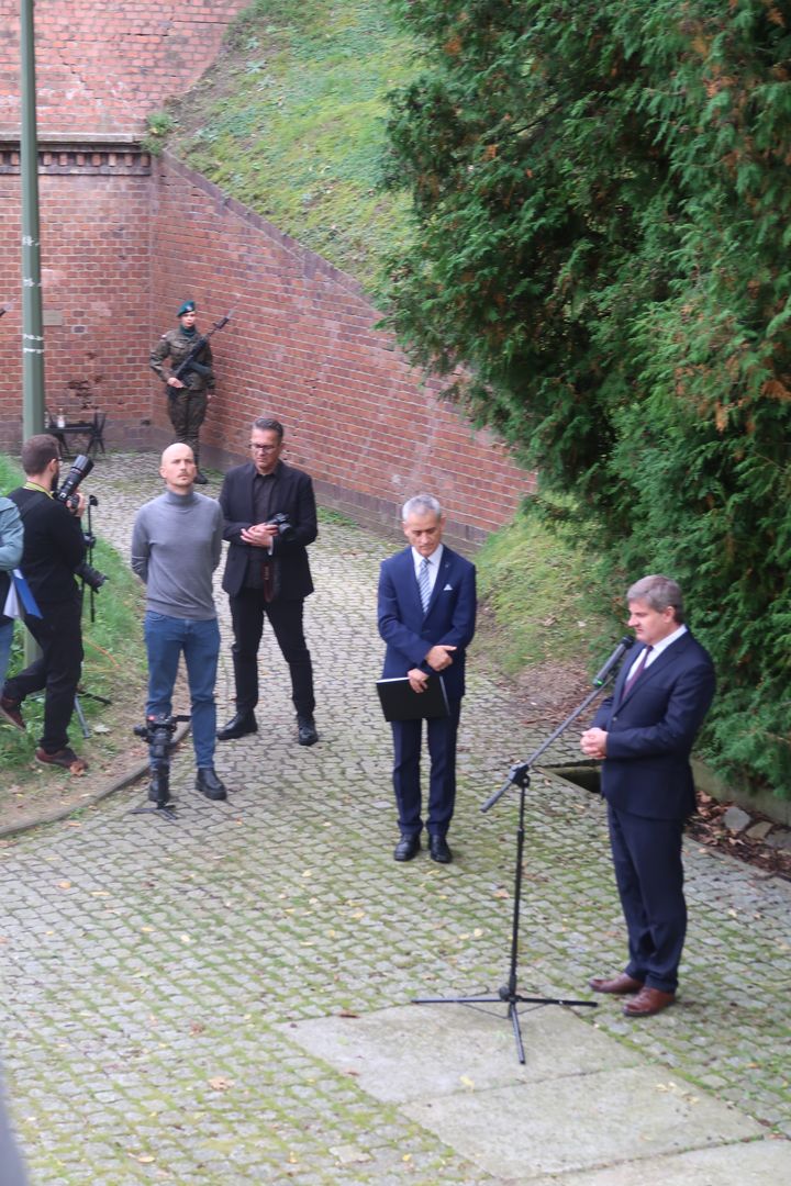 85. rocznica uruchomienia pierwszego na ziemiach Polski niemieckiego obozu koncentracyjnego – KL Posen – Poznań, 10 października 2024. Fot. D. Abłamowicz (IPN)