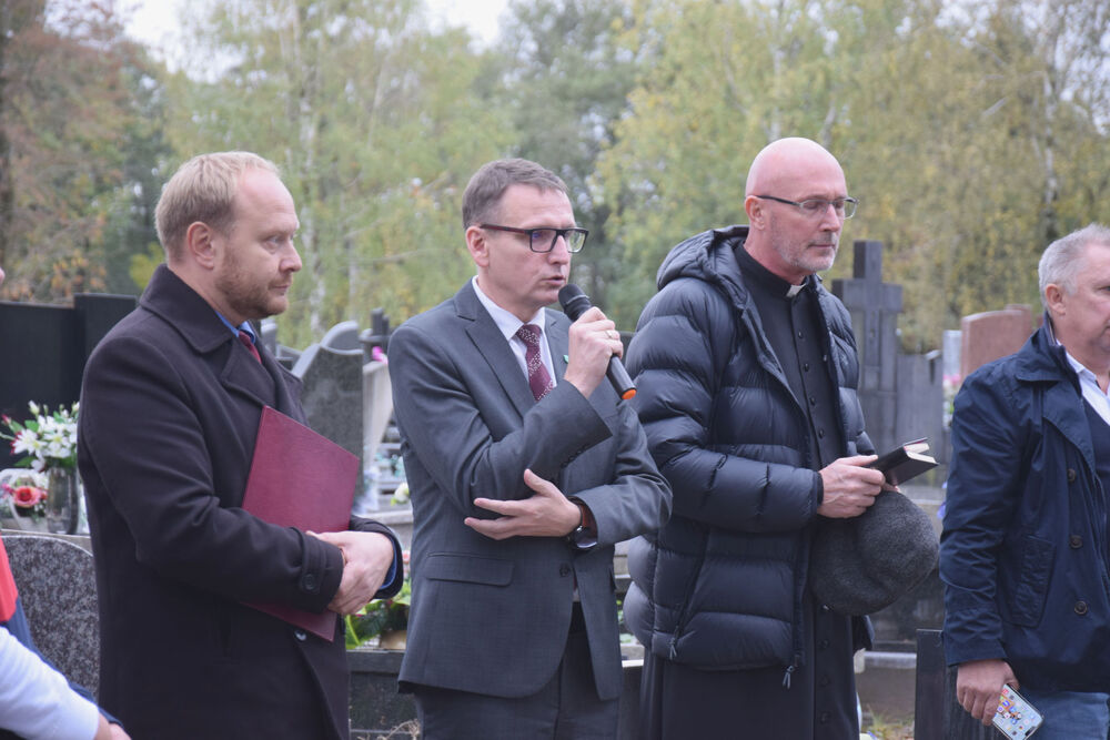 Uroczystość oznaczenia grobu powstańca śląskiego śp. Leona Serwotki znakiem pamięci „Tobie Polsko” – Jastrzębie Zdrój, 11 października 2024. Fot.: D. Mikoda (IPN)
