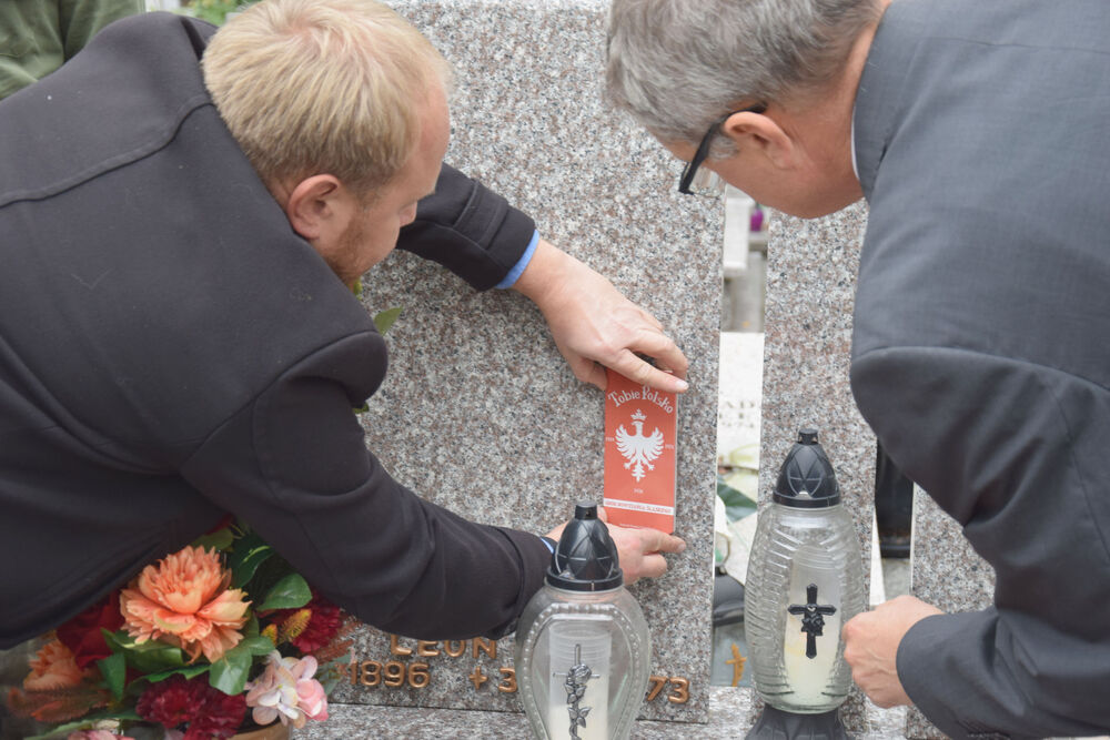 Uroczystość oznaczenia grobu powstańca śląskiego śp. Leona Serwotki znakiem pamięci „Tobie Polsko” – Jastrzębie Zdrój, 11 października 2024. Fot.: D. Mikoda (IPN)