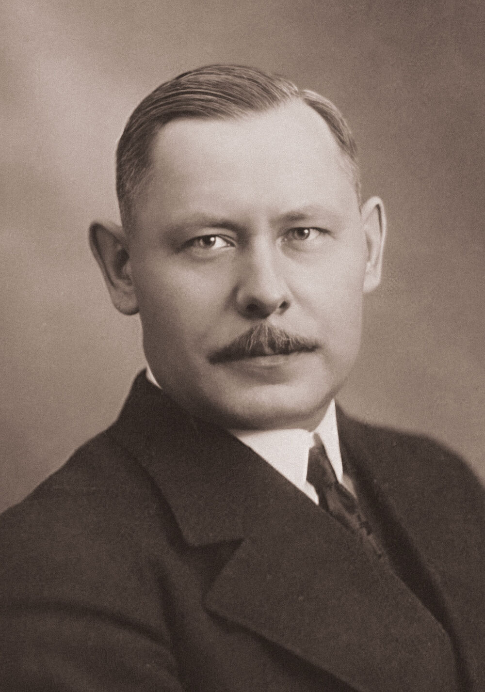 Dr Józef Potyka.