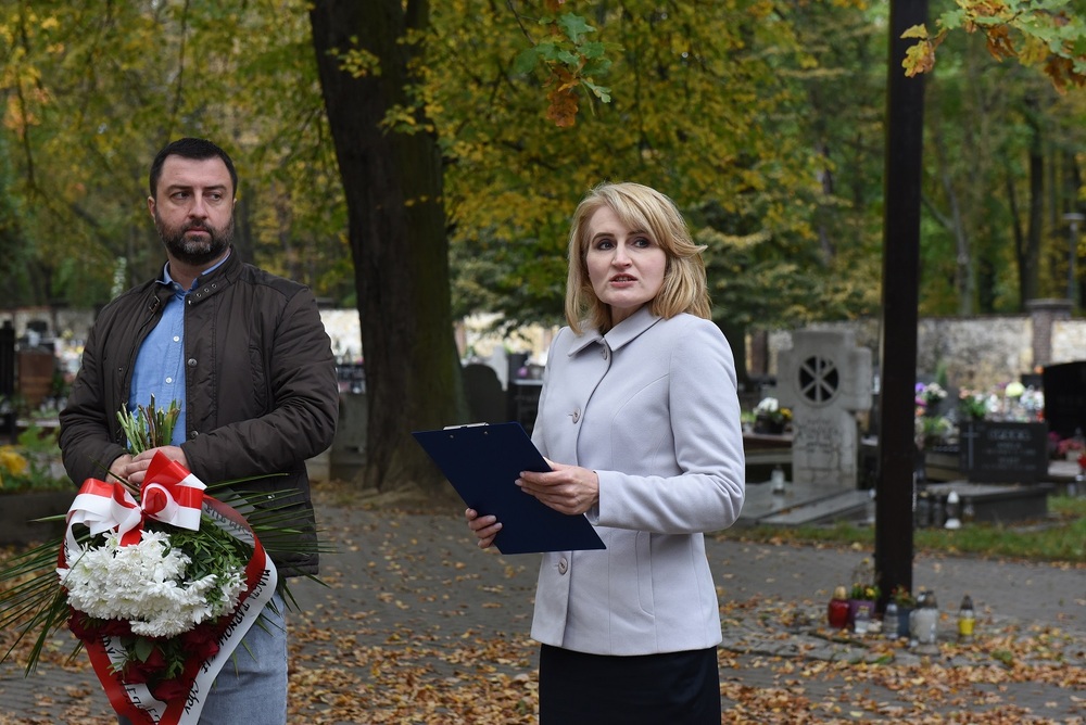 Uroczystość oznaczenia grobu powstańca śląskiego dr. Józefa Potyki znakiem pamięci „Tobie Polsko”. Fot. Monika Kobylańska/IPN