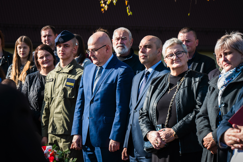 Uroczystość oznaczenia znakiem pamięci „Tobie Polsko” grobu powstańca śląskiego Nikodema Wacławczyka – Żory, 21 października 2024. Fot.: IPN K. Łojko