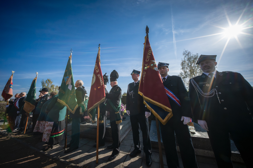 Uroczystość oznaczenia znakiem pamięci „Tobie Polsko” grobu powstańca śląskiego Nikodema Wacławczyka – Żory, 21 października 2024. Fot.: IPN K. Łojko