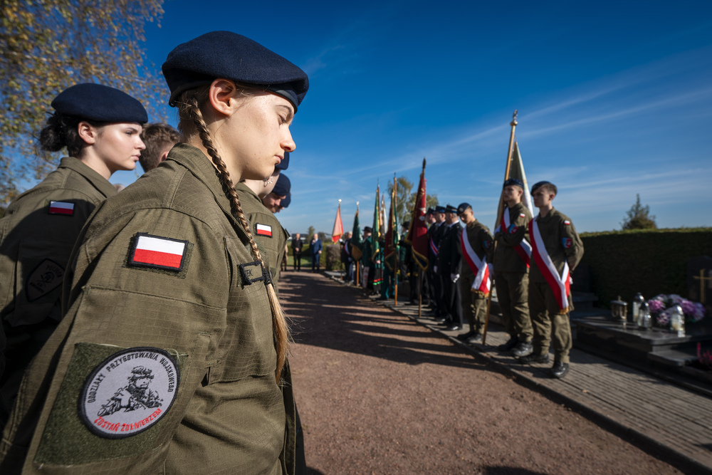 Uroczystość oznaczenia znakiem pamięci „Tobie Polsko” grobu powstańca śląskiego Nikodema Wacławczyka – Żory, 21 października 2024. Fot.: IPN K. Łojko