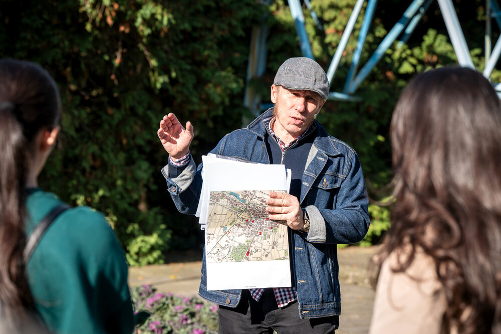 Spacer edukacyjny z IPN i zapalenie zniczy w ramach XVI edycji akcji medialno-edukacyjnej IPN: „Zapal znicz pamięci” – Katowice, 22 października 2024. Fot.: IPN K. Łojko