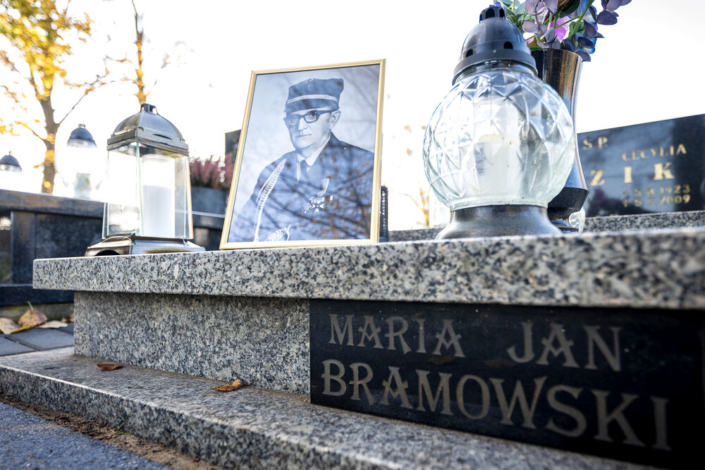 Uroczystość oznaczenia znakiem pamięci „Tobie Polsko” grobu powstańca śląskiego śp. Jana Bramowskiego – Nakło Śląskie, 28 października 2024. Fot.: IPN K. Łojko