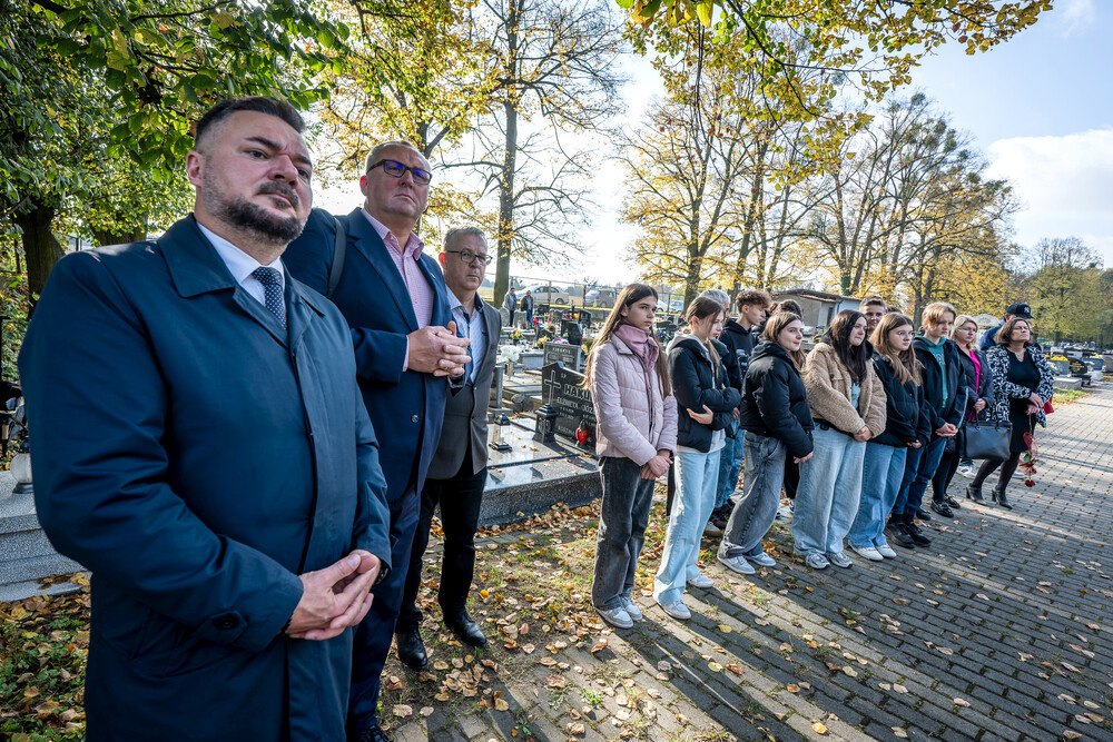 Uroczystość oznaczenia znakiem pamięci „Tobie Polsko” grobu powstańca śląskiego śp. Jana Bramowskiego – Nakło Śląskie, 28 października 2024. Fot.: IPN K. Łojko