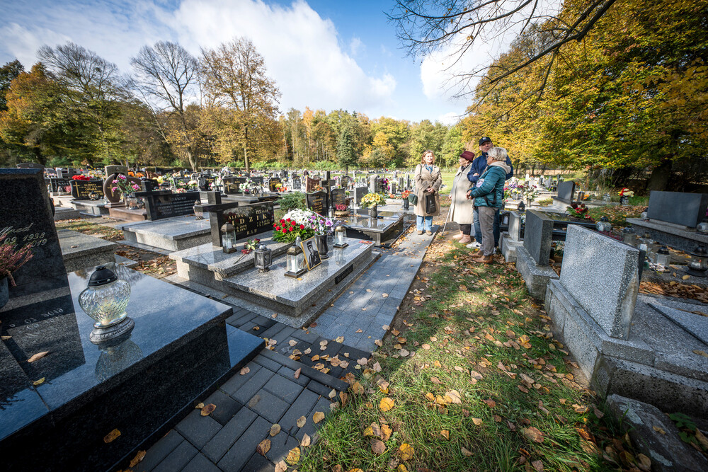 Uroczystość oznaczenia znakiem pamięci „Tobie Polsko” grobu powstańca śląskiego śp. Jana Bramowskiego – Nakło Śląskie, 28 października 2024. Fot.: IPN K. Łojko