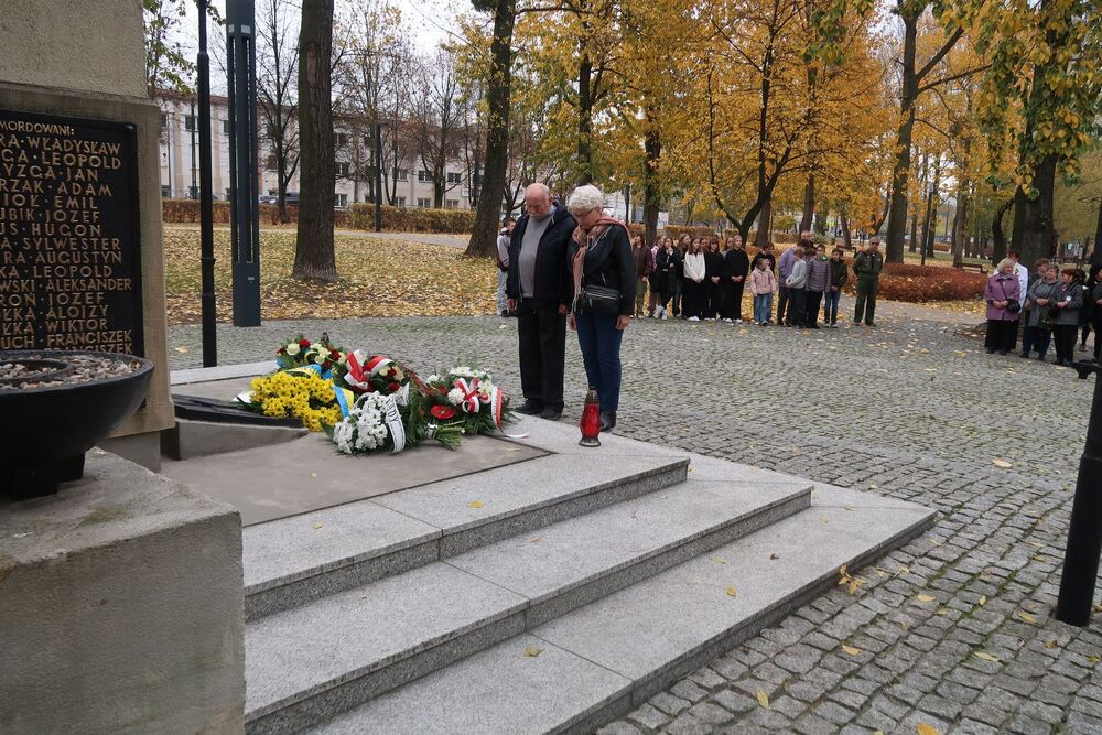 Uroczystość upamiętnienia mieszkańców Katowic, którzy zginęli podczas I i II wojny światowej oraz w wyniku powstań śląskich. Fot. D. Abłamowicz/IPN
