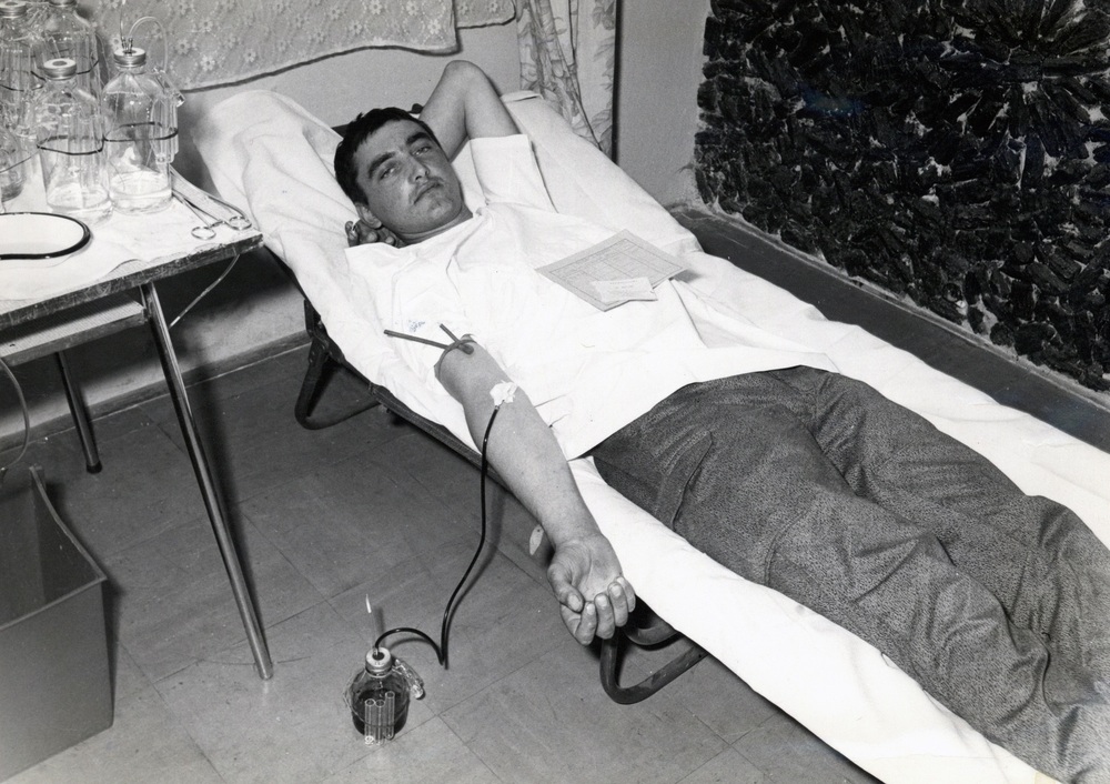 Akcja honorowego krwiodawstwa „dla uczczenia zbliżającej się 38 rocznicy powołania MO i SB”, 1 października 1982 r.