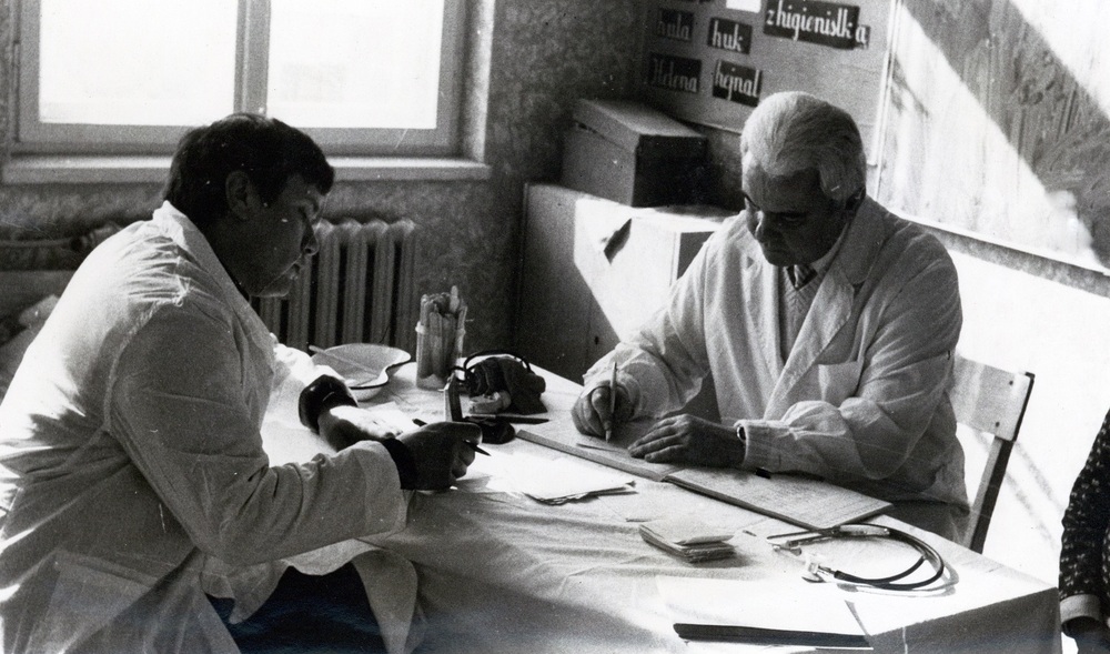 „Biała sobota” w Rokitnie Szlacheckim zorganizowana z inicjatywy ZSMP przy ZOMO w Katowicach, 23 listopada 1985 r.