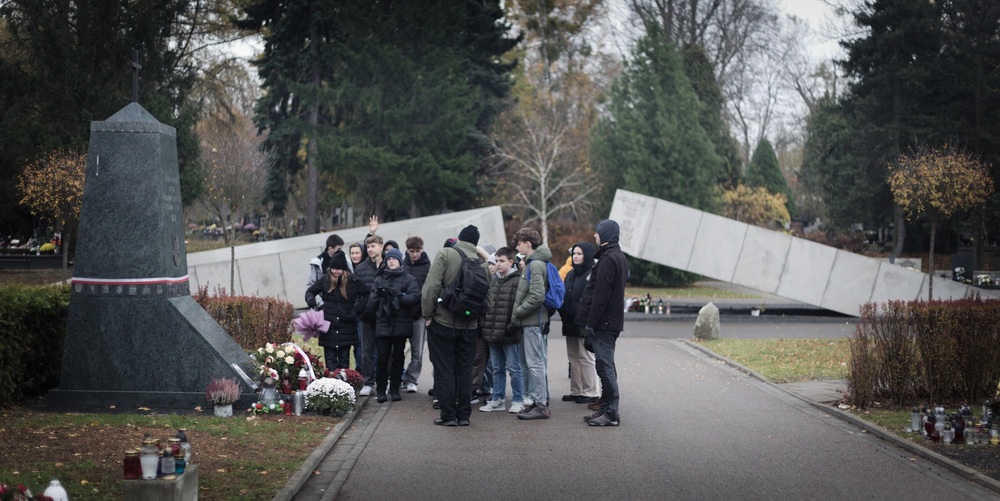 Wyjazd uczestników projektu „Łączka i inne miejsca poszukiwań“ do Warszawy Fot. Adam Kondracki/IPN