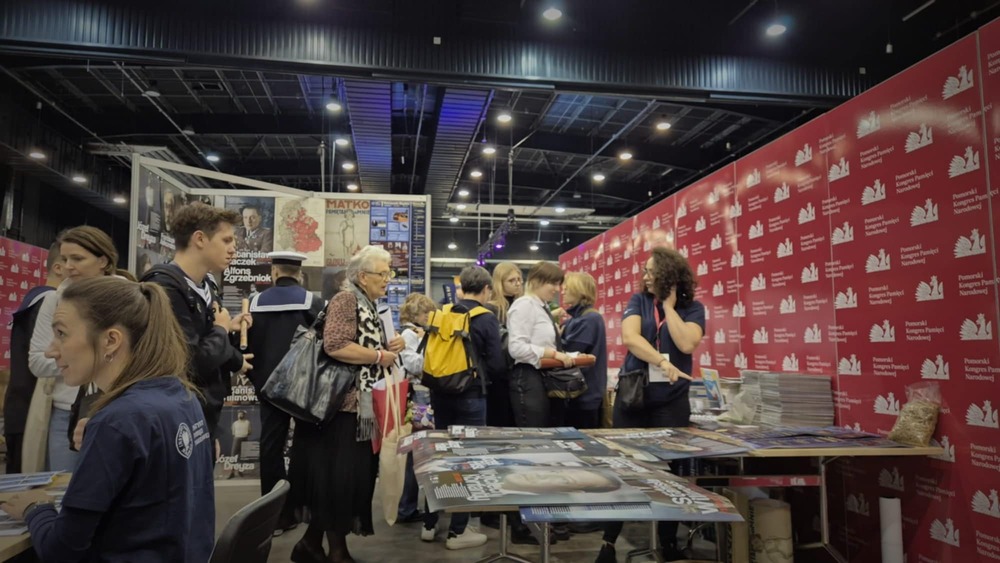 Katowicki oddział IPN podczas Pomorskiego Kongresu Pamięci Narodowej w Gdańsku. Fot. Krzysztof Liszka/IPN