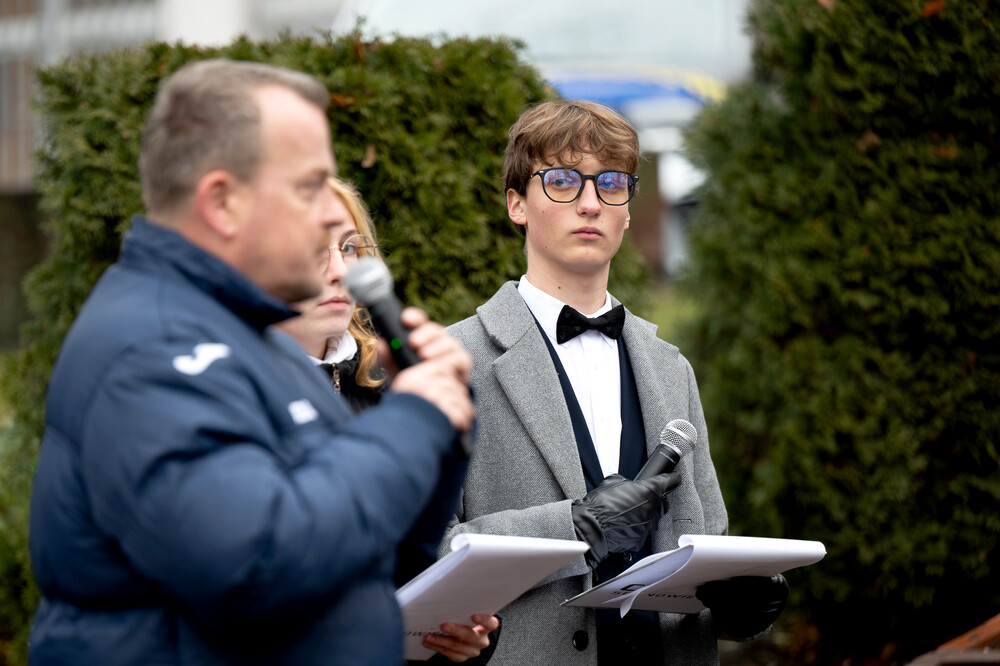 Odsłonięcie tablicy upamiętniającej rodzinę Rogozińskich oraz Pelagię Szpringer – Sosnowiec, 10 grudnia 2024. Fot.: IPN. K. Łojko