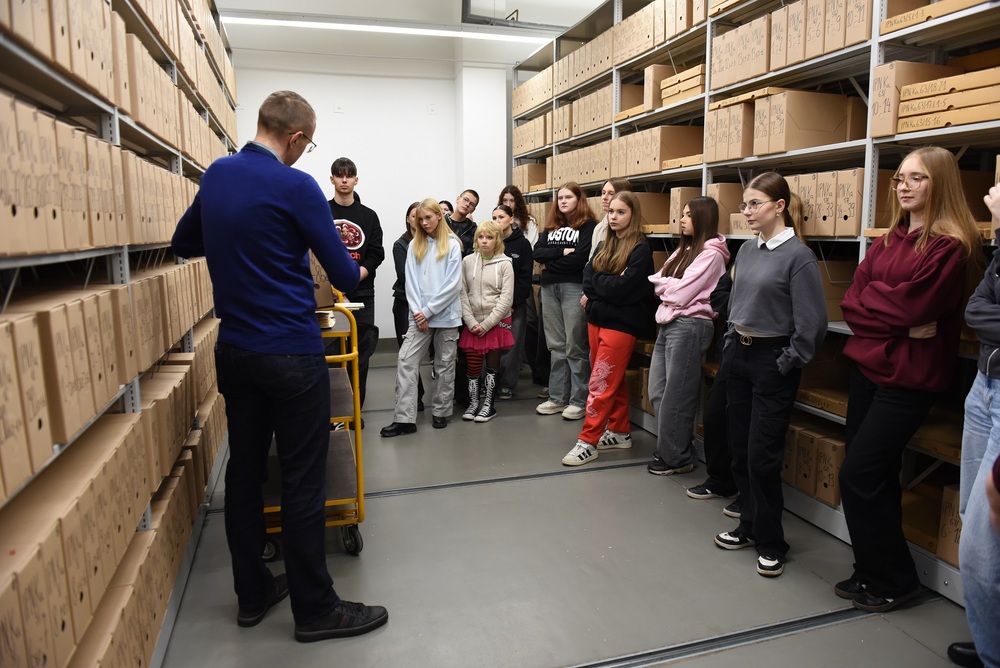 Zajęcia edukacyjne „Co kryją archiwa IPN?“. Fot. Monika Kobylańska/IPN