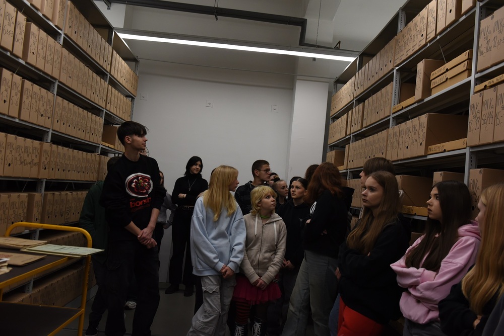 Zajęcia edukacyjne „Co kryją archiwa IPN?“. Fot. Monika Kobylańska/IPN