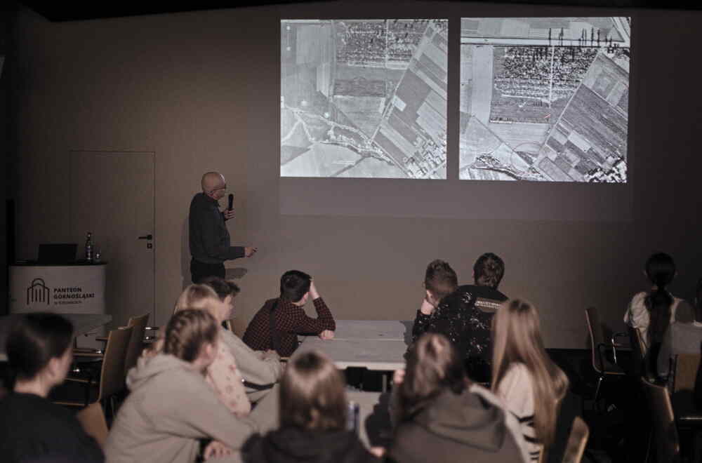 Warsztaty w ramach projektu IPN „Łączka i inne miejsca poszukiwań“. Fot. Adam Kondracki/IPN