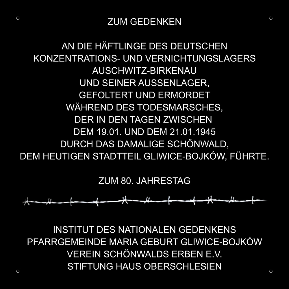 Tablica upamiętniająca ofiary Marszu Śmierci w języku niemieckim.