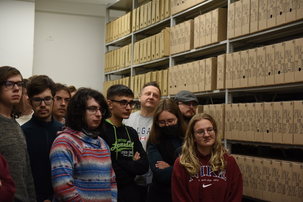 Zajęcia dla studentów historii UŚ w katowicki Archiwum IPN. Fot. Monika Kobylańska/IPN