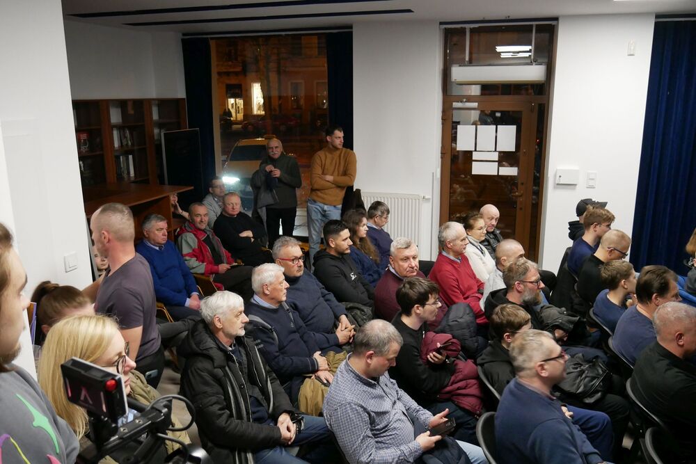 Wykład Adama Kurusa „Mokra 1939. Bój Wołyńskiej Brygady Kawalerii z 4 Dywizją Pancerną w świetle nowych fotografii i dokumentów archiwalnych”.  Fot. Kinga Lis, Adam Kurus/IPN