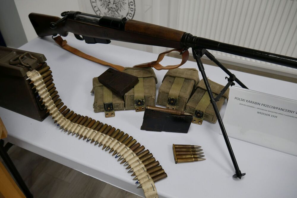 Wykład Adama Kurusa „Mokra 1939. Bój Wołyńskiej Brygady Kawalerii z 4 Dywizją Pancerną w świetle nowych fotografii i dokumentów archiwalnych”.  Fot. Kinga Lis, Adam Kurus/IPN