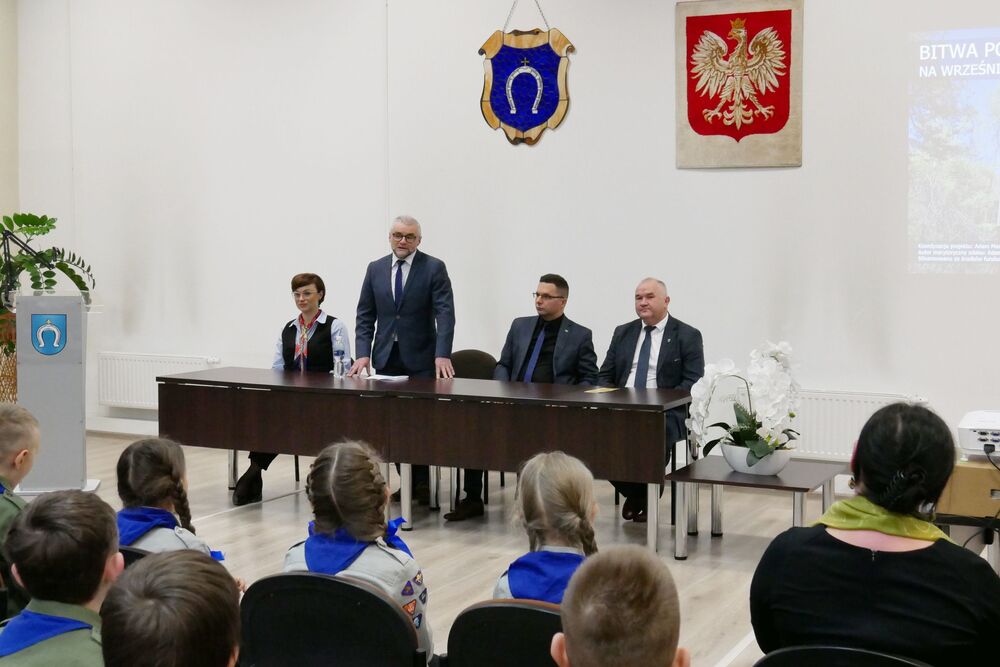 Otwarcie szlaku „Bitwa pod Janowem 3 – 4 IX 1939. Na wrześniowym szlaku 7 Dywizji Piechoty” – Janów, 6 marca 2025. Fot. Zbigniew Kurus