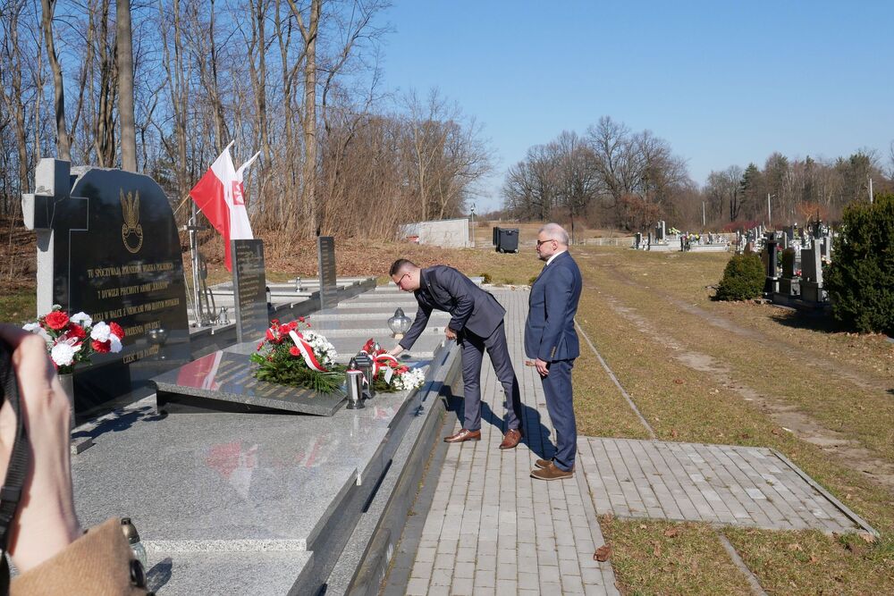 Otwarcie szlaku „Bitwa pod Janowem 3 – 4 IX 1939. Na wrześniowym szlaku 7 Dywizji Piechoty” – Janów, 6 marca 2025. Fot. Zbigniew Kurus