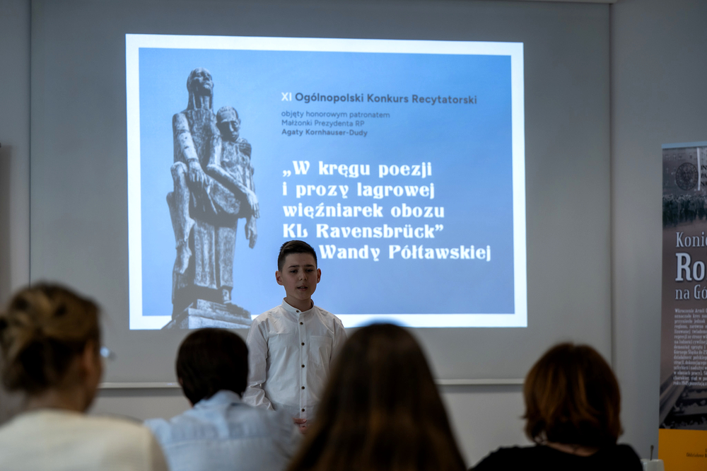 Półfinały XI edycji ogólnopolskiego konkursu recytatorskiego„W kręgu poezji i prozy lagrowej więźniarek KL Ravensbrück im. Wandy Półtawskiej” – Katowice, 12 marca 2025. Fot.: IPN Krzysztof Łojko