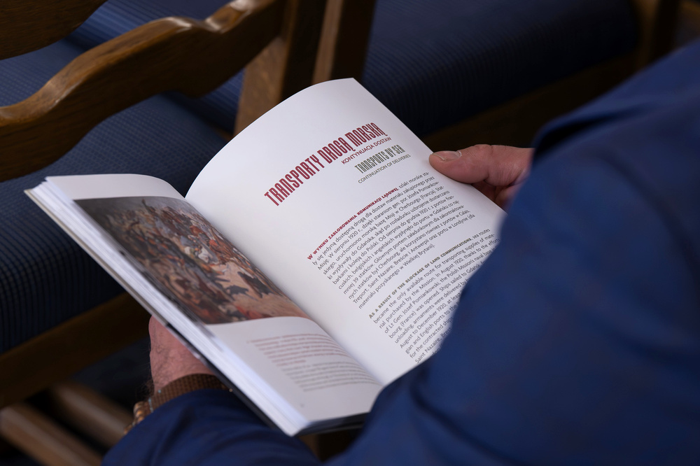 Otwarcie wystawy „Walczyć, ale czym? Jak Polacy uzbroili swoją milionową armię do wojny z sowiecką Rosją? Działalność Polskiej Wojskowej Misji Zakupów w Paryżu w latach 1919-1921” – Warszawa, 19 marca 2025. Fot.: IPN Krzysztof Łojko