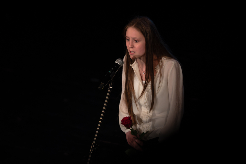 Gala finałowa XI edycji ogólnopolskiego konkursu recytatorskiego „W kręgu poezji i prozy lagrowej więźniarek KL Ravensbrück“ im. Wandy Półtawskiej – Ruda Śląska, 9 kwietnia 2025. Fot.: IPN Krzysztof Łojko