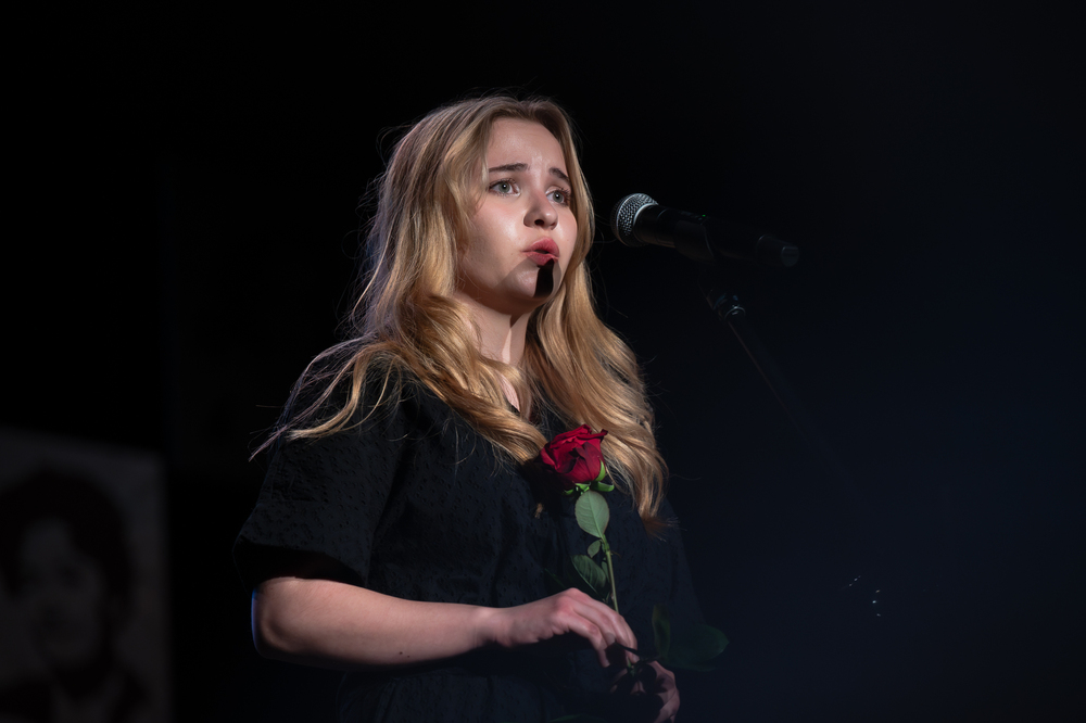 Gala finałowa XI edycji ogólnopolskiego konkursu recytatorskiego „W kręgu poezji i prozy lagrowej więźniarek KL Ravensbrück“ im. Wandy Półtawskiej – Ruda Śląska, 9 kwietnia 2025. Fot.: IPN Krzysztof Łojko