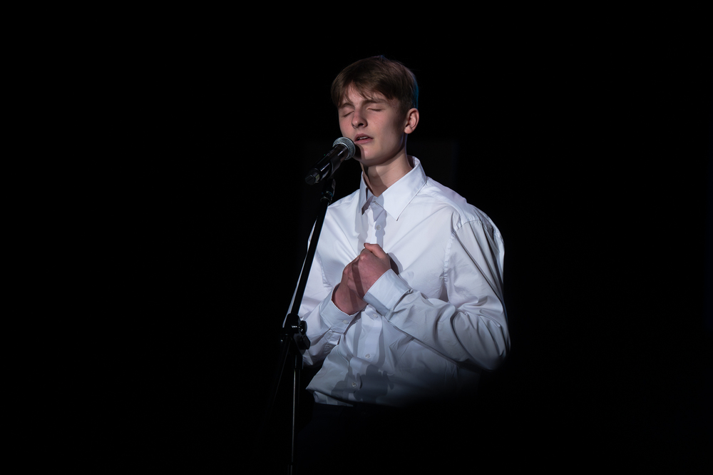 Gala finałowa XI edycji ogólnopolskiego konkursu recytatorskiego „W kręgu poezji i prozy lagrowej więźniarek KL Ravensbrück“ im. Wandy Półtawskiej – Ruda Śląska, 9 kwietnia 2025. Fot.: IPN Krzysztof Łojko