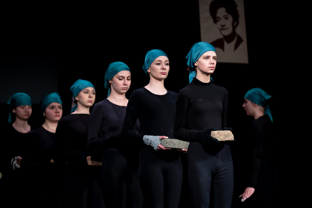 Gala finałowa XI edycji ogólnopolskiego konkursu recytatorskiego „W kręgu poezji i prozy lagrowej więźniarek KL Ravensbrück“ im. Wandy Półtawskiej – Ruda Śląska, 9 kwietnia 2025. Fot.: IPN Krzysztof Łojko