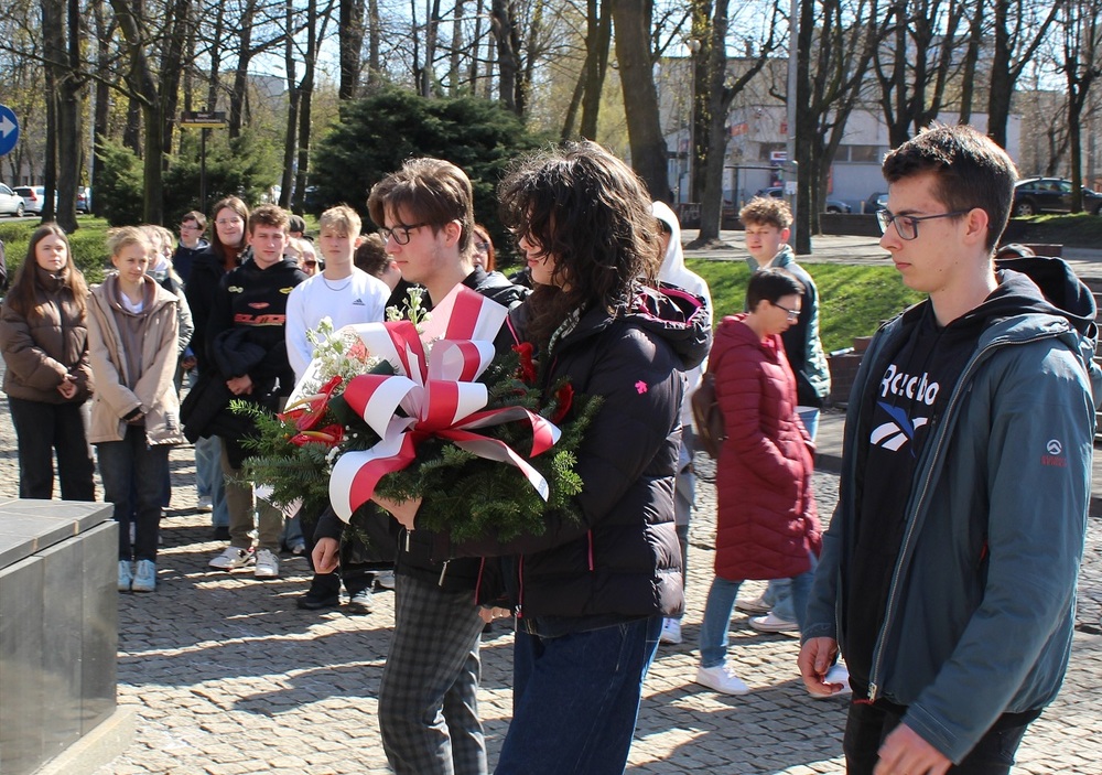 Wycieczka nagrodą za wiedzę o „Solidarności”. Fot. Artur Kasprzykowski/IPN