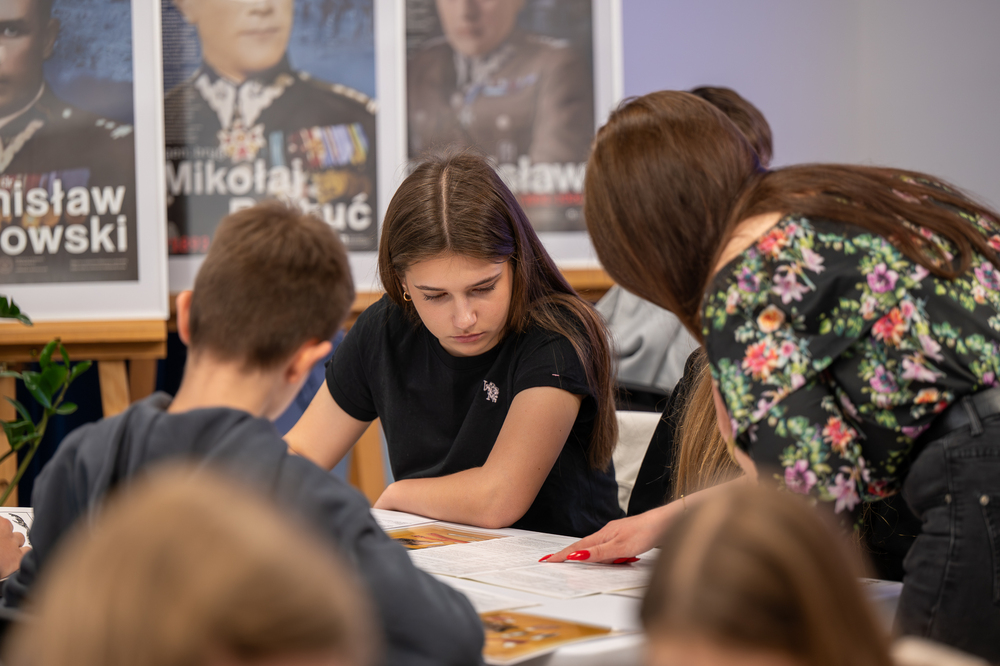 Warsztaty edukacyjne „Katyń. Fakty – opinie – kłamstwa” w Przystanku Historia IPN w Częstochowie.