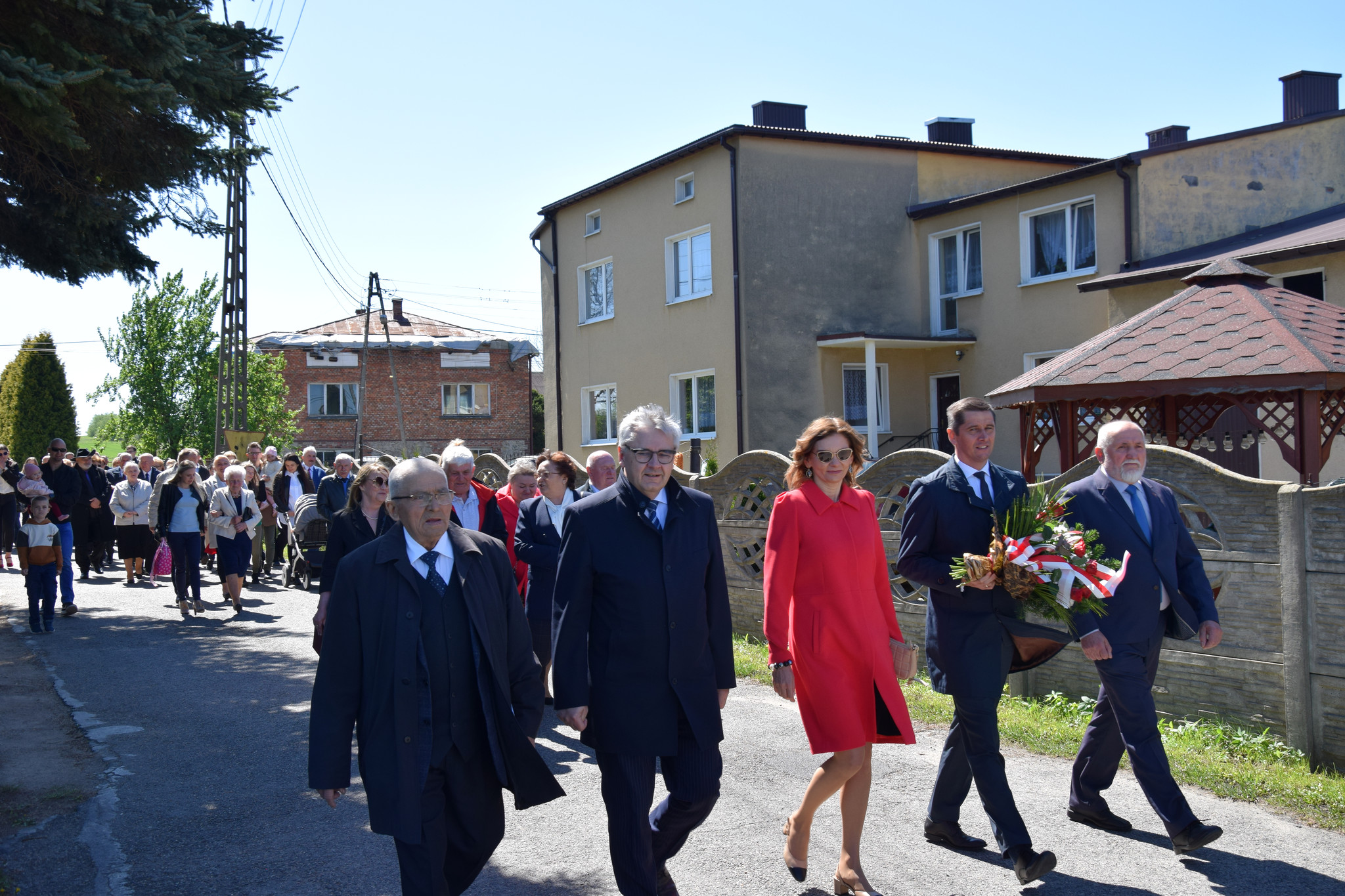 Uroczystość odsłonięcia i poświęcenia tablicy upamiętniającej wydarzenia 16 lutego 1972 r. w Brudzowicach. Fot.: IPN Dominik Grabis