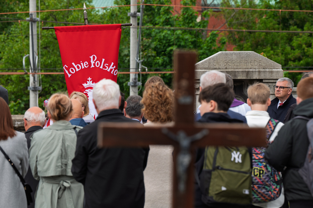 Uroczystość oznaczenia znakiem pamięci „Tobie Polsko”. Fot.: IPN Krzysztof Łojko